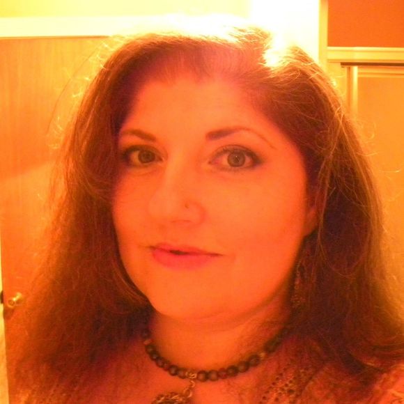 Meet your Posher, Tamantha - Picture 1 of 1